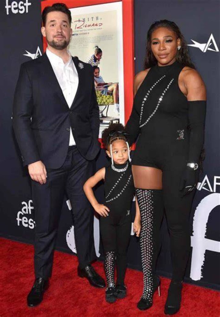 Does Serena Williams have a private jet?
