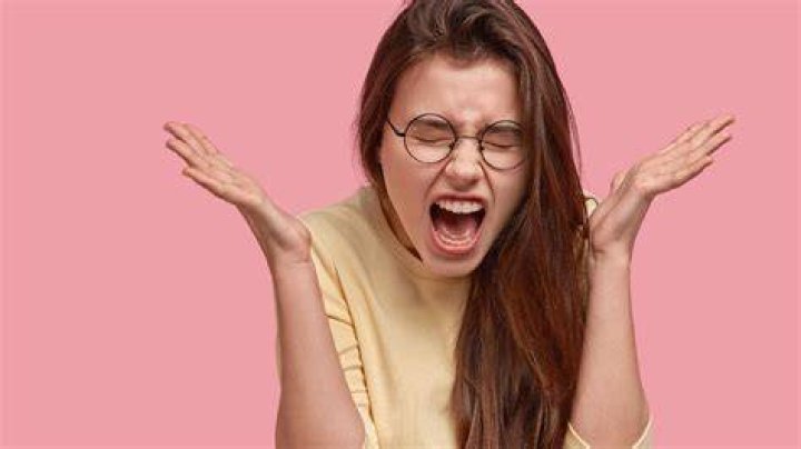 How do I deal with a short tempered girlfriend?