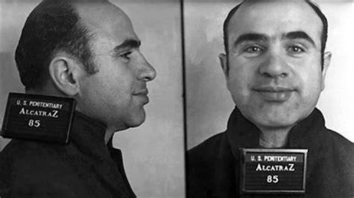How many prisons was Al Capone in?