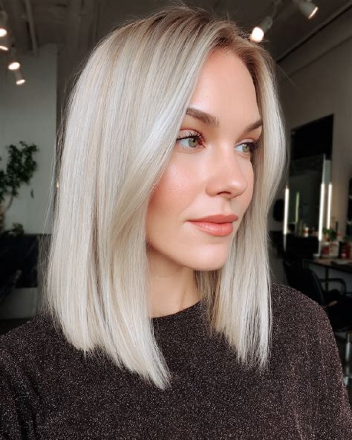 What color is vanilla blonde?