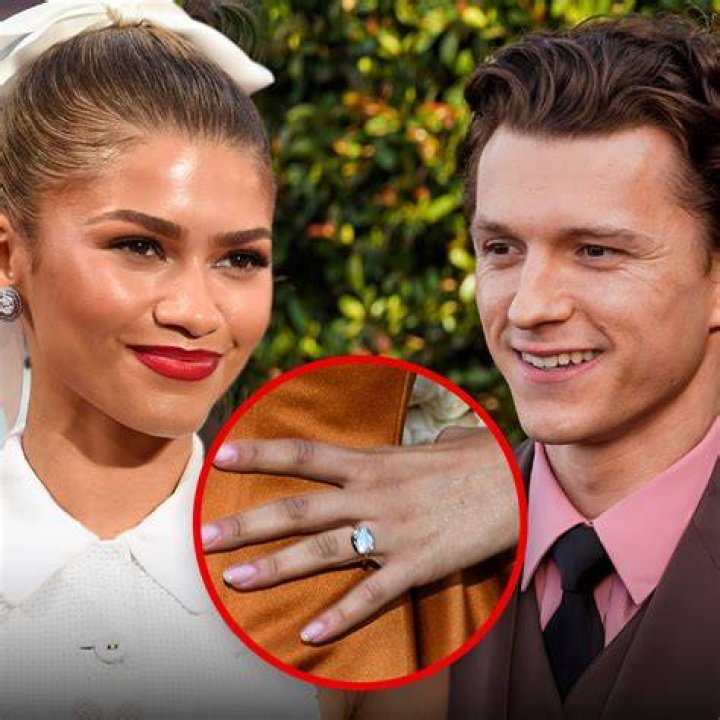 Who does Zendaya date?
